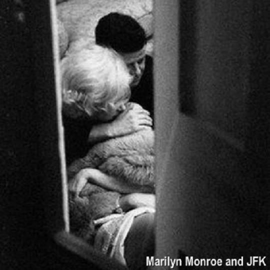 JFK  &  Marilyn Monroe.jpg